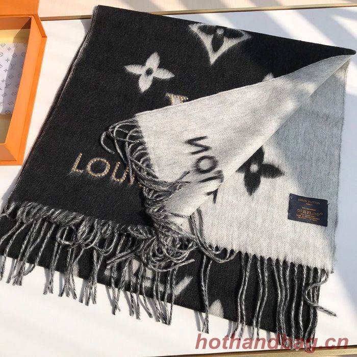 Louis Vuitton Scarf LV00050